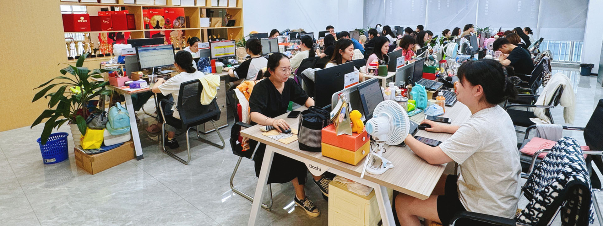 通過實戰案例教學，提高團隊協作與執行能力